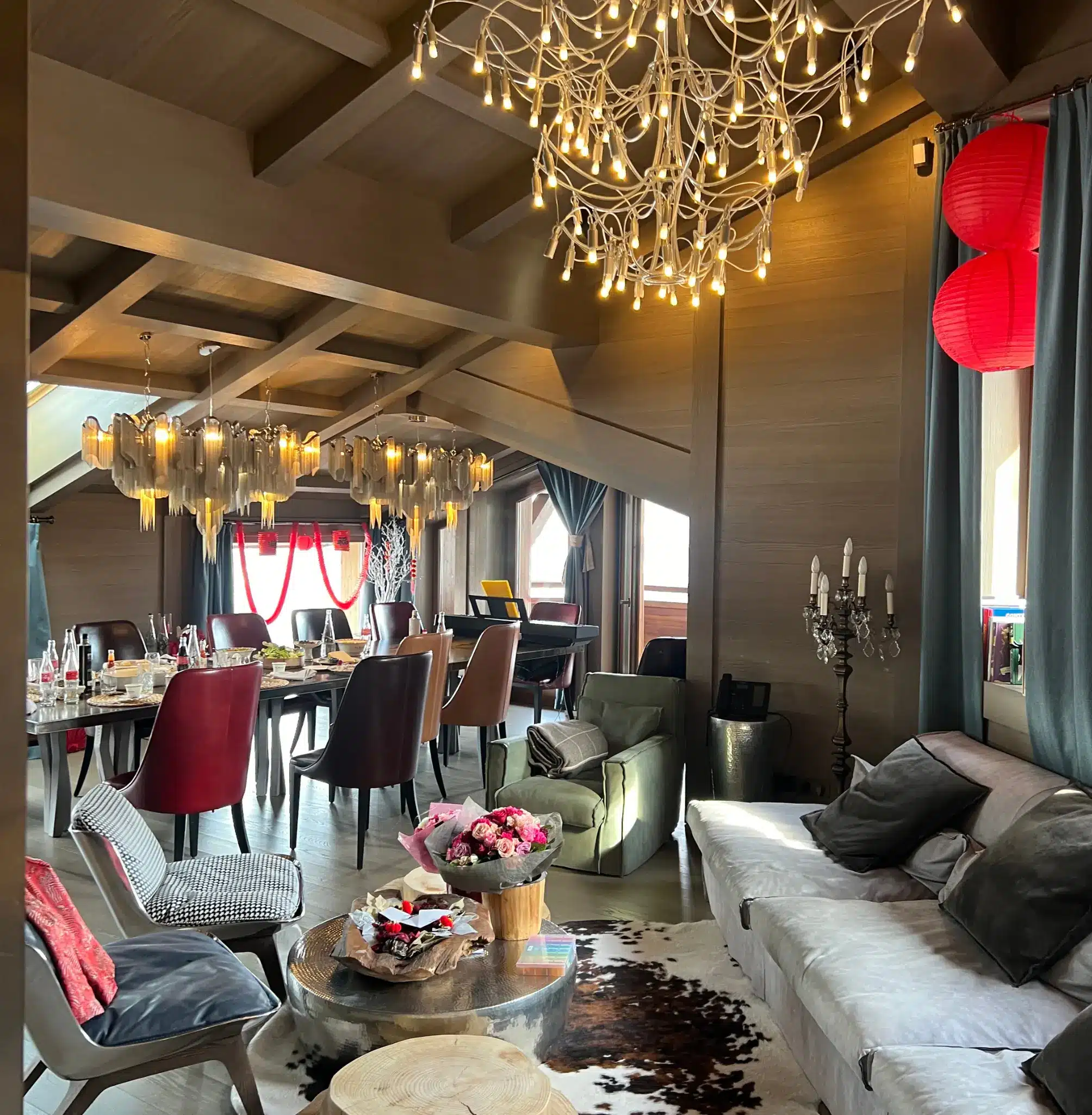 Luxury chalet in Courchevel with elegant alpine setting